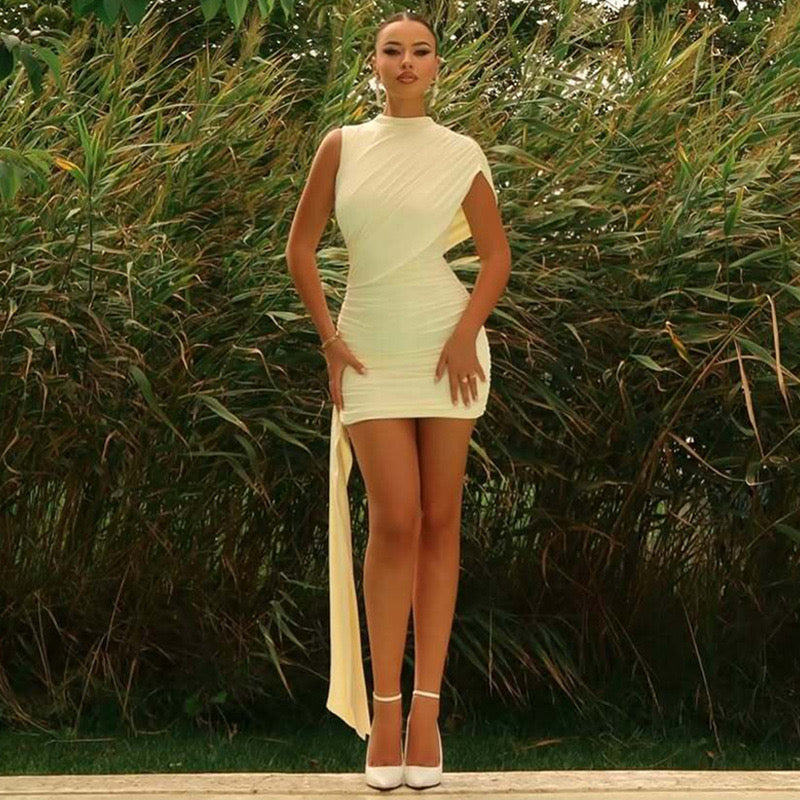 Women’s dress with belt