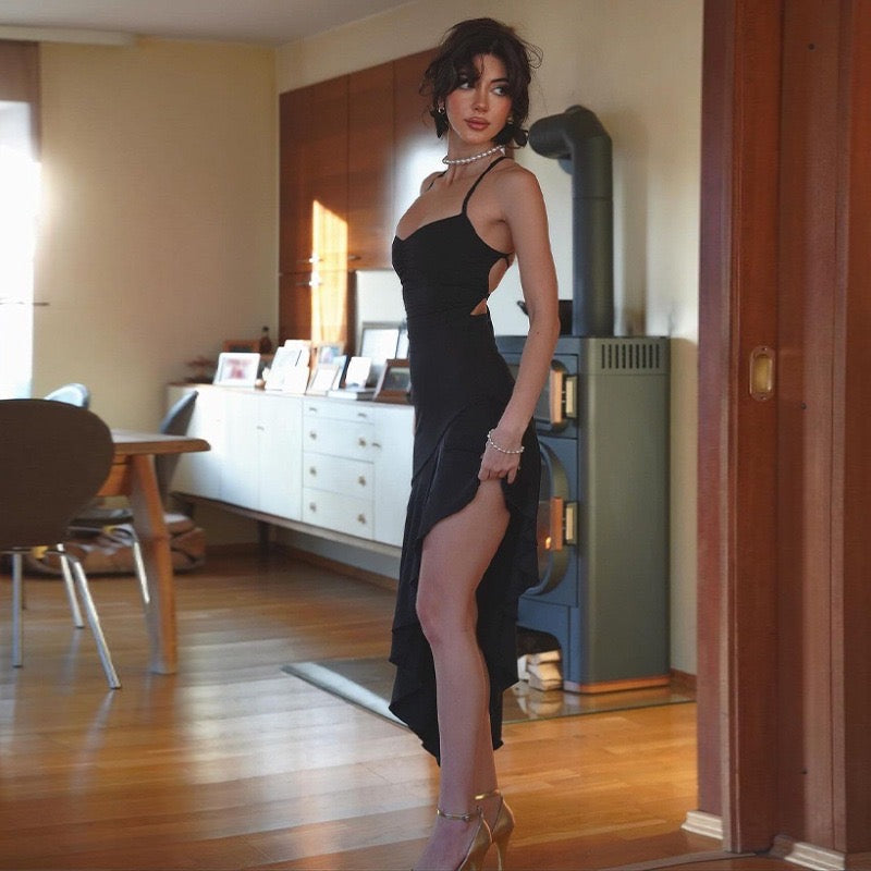 Sexy Neckline Cross Strap